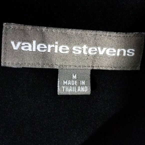 "Valerieā
Stevens"āwoman'sĀ š§„ā
coat - Picture 6 of 8